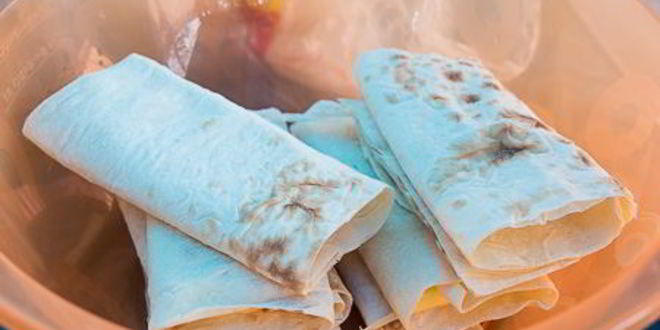 Рецепт сулугуней в лаваше на углях