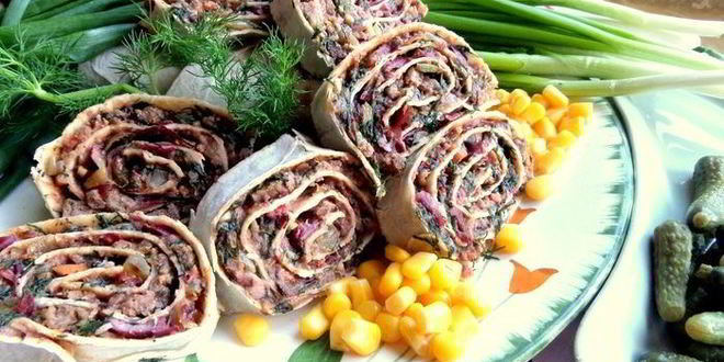 Рецепт закуски из фасоли в лаваше сытная