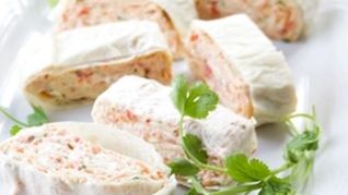 Рецепт Закуски из лаваша с сыром фета