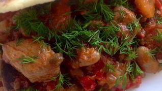 Рецепт Фасоли с овощами и мясом на пшеничной лепешке