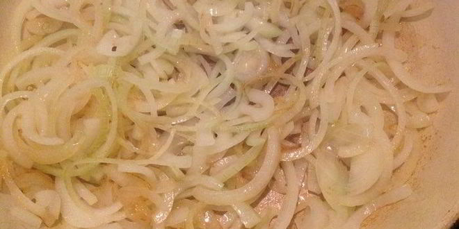 Рецепт фасоли с овощами и мясом на пшеничной лепешке