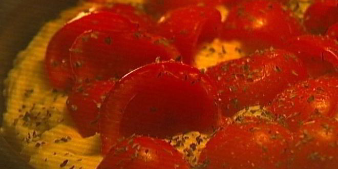 Рецепт фокаччи с помидорами и базиликом