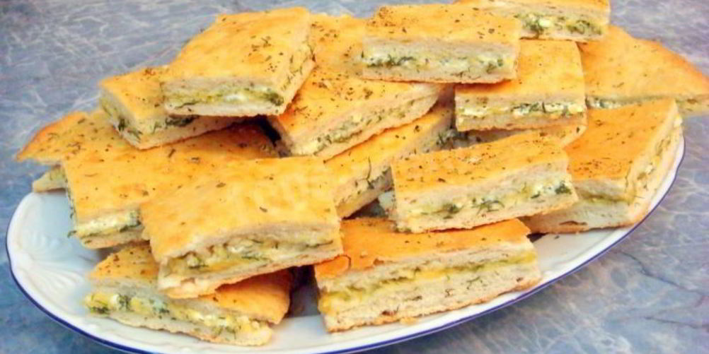 Как приготовить классическую итальянскую фокаччу с твердым сыром и творогом