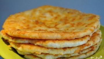 Рецепт Лепешки из сулугуни на сковороде