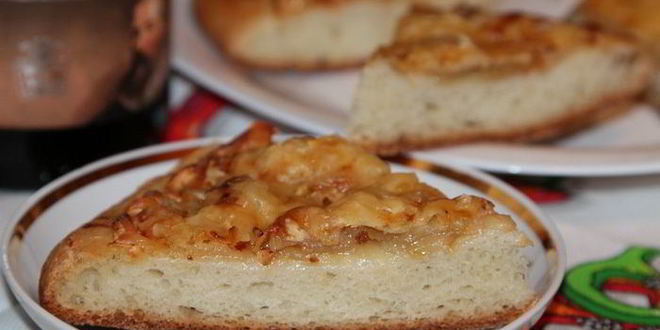 Рецепт лепешки с яблоком и сыром