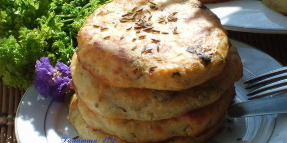 Как приготовить лепешки картофельно-творожные с тмином и травами