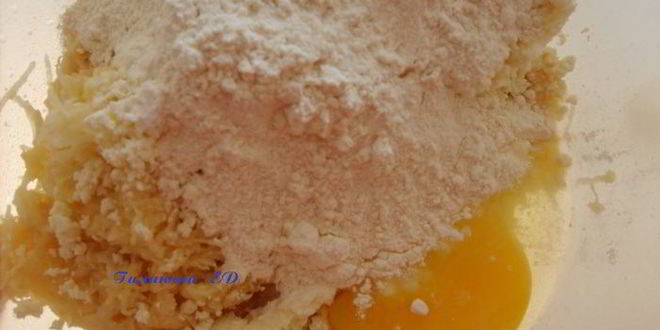 Рецепт лепешек картофельно-творожные с тмином и травами