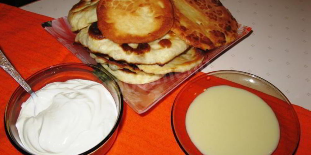 Как приготовить лепешки на дрожжах и сухом молоке
