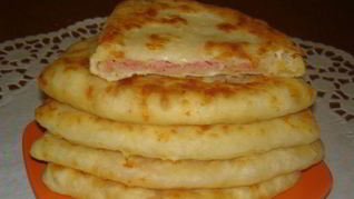 Рецепт Лепешек с ветчиной и сыром