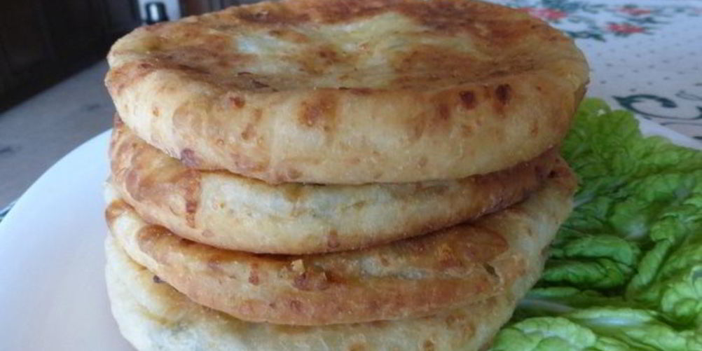 Как приготовить сырные лепешки