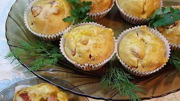 Рецепт Маффинов с сыром и колбасой