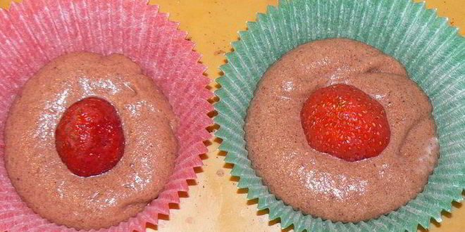 Рецепт шоколадна-клубничных маффины