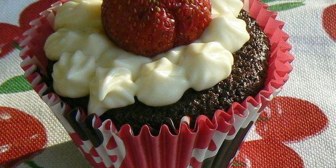 Рецепт шоколадна-клубничных маффины