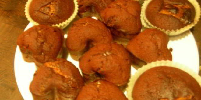 Рецепт воздушных маффинов из темного шоколада на пиве