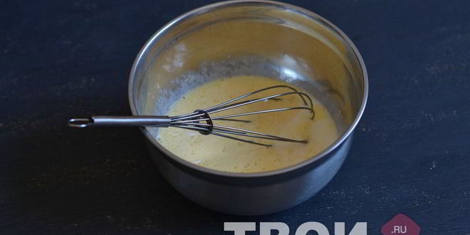 Рецепт закусочных маффинов с ветчиной и сыром