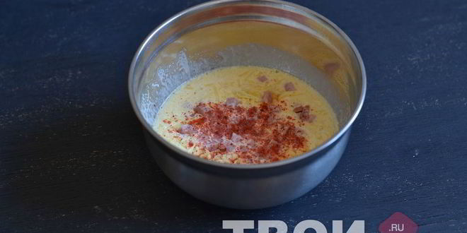 Рецепт закусочных маффинов с ветчиной и сыром