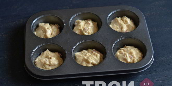 Рецепт закусочных маффинов с ветчиной и сыром