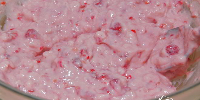 Рецепт малинового рулета