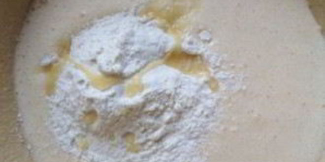 Рецепт манника на густой сметане в мультиварке