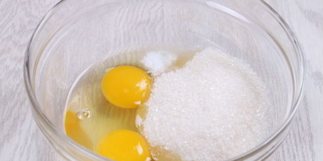 Рецепт манника с черной смородиной