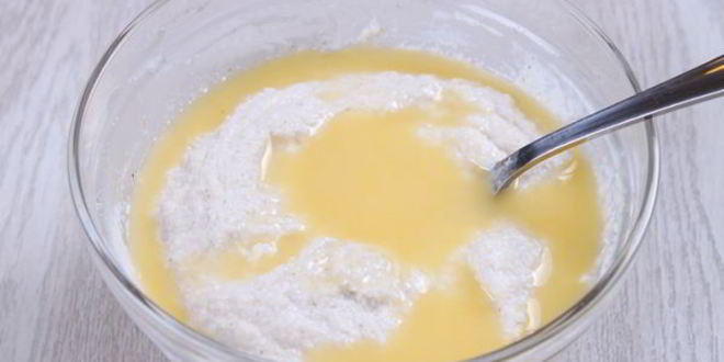 Рецепт манника с черной смородиной