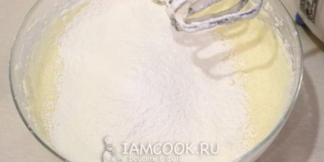 Рецепт манника с яблоками в мультиварке