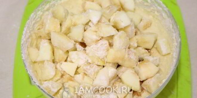Рецепт манника с яблоками в мультиварке
