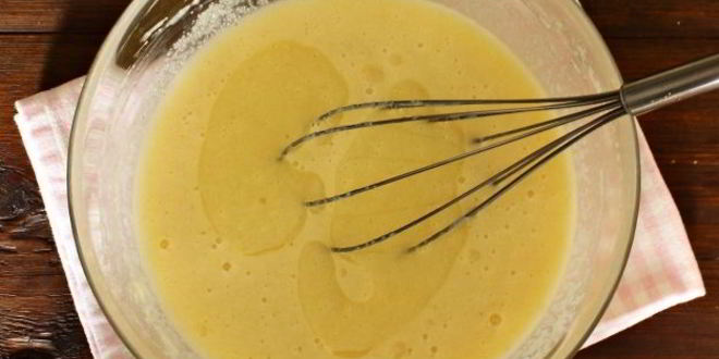 Рецепт шоколадного манника с халвой