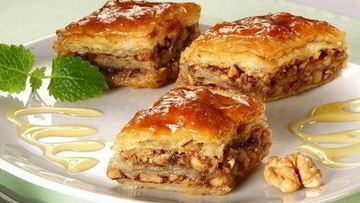 Рецепт Медовой пахлавы с грецкими орехами и миндалем