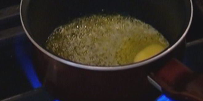 Рецепт фруктовых оладий на кефире