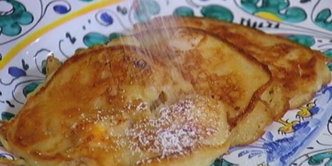 Рецепт фруктовых оладий на кефире