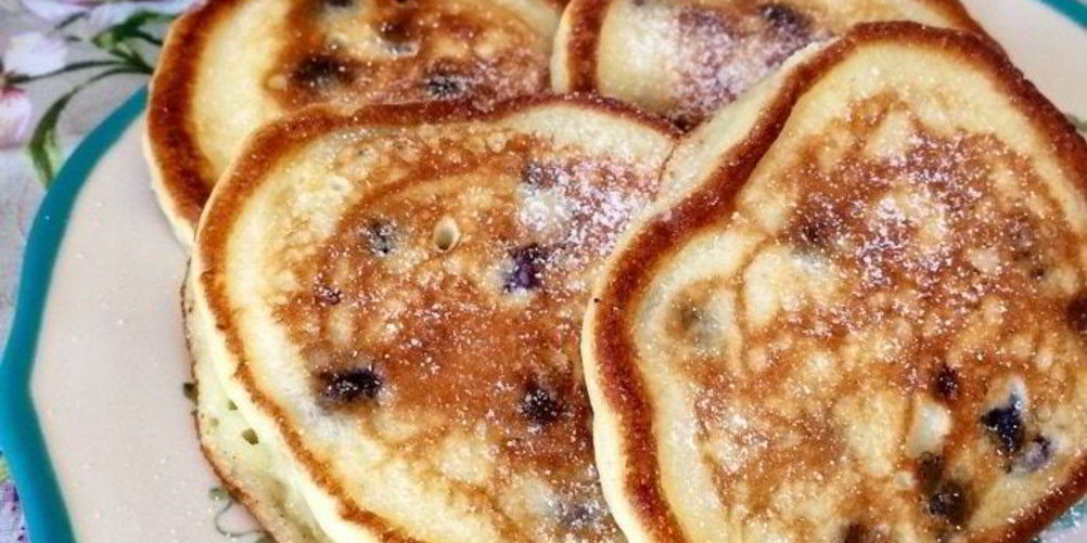 Как приготовить оладушки с черникой