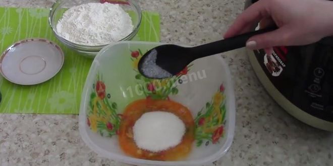 Рецепт оладий на кефире в мультиварке