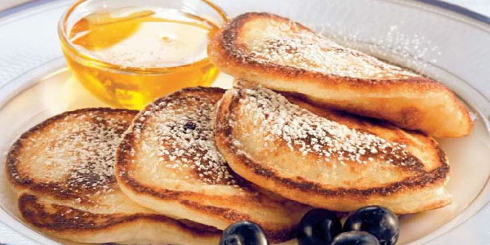 Как приготовить оладьи с черникой и кофе американо