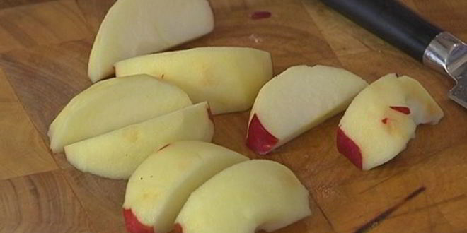 Рецепт оладий с яблоками и яблочной карамелью