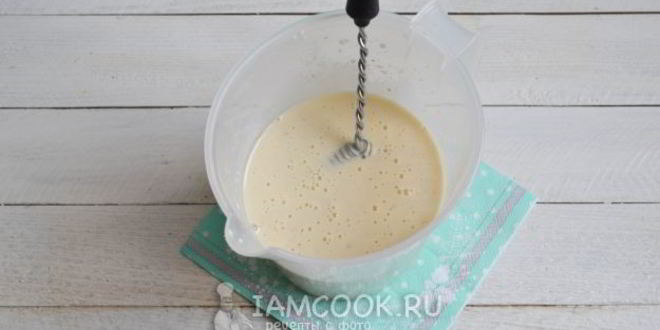 Рецепт пышных оладий на кефире и дрожжах