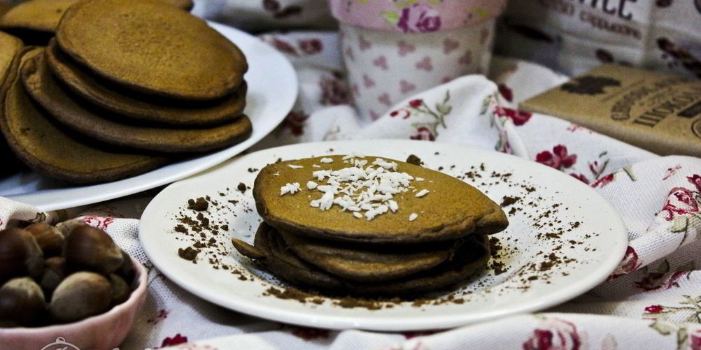 Как приготовить шоколадные оладьи