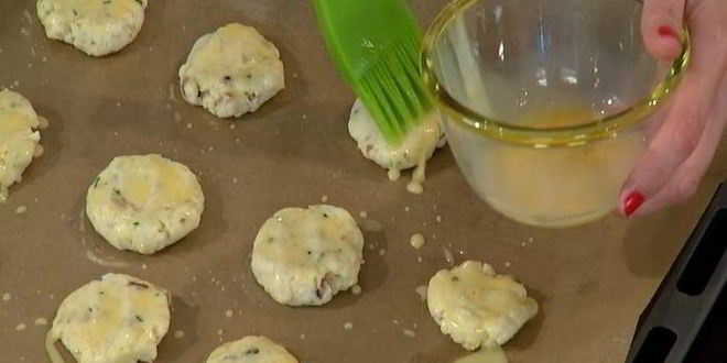 Рецепт картофельного печенья с сыром и грудинкой