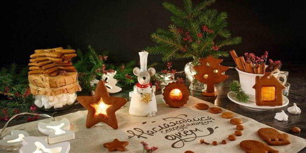 Как приготовить корично-гвоздичное печенье с леденцовыми окошками