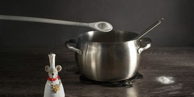 Рецепт корично-гвоздичного печенье с леденцовыми окошками