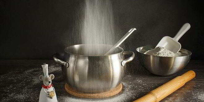 Рецепт корично-гвоздичного печенье с леденцовыми окошками