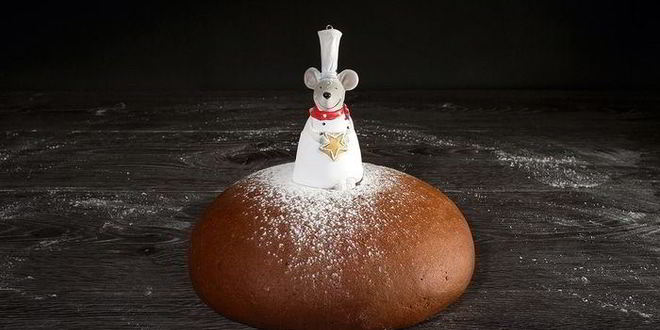 Рецепт корично-гвоздичного печенье с леденцовыми окошками