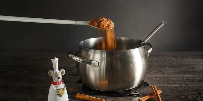 Рецепт корично-гвоздичного печенье с леденцовыми окошками