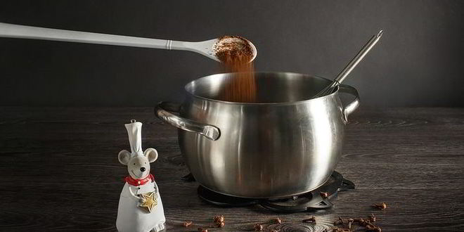 Рецепт корично-гвоздичного печенье с леденцовыми окошками