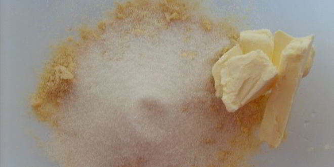 Рецепт миндального печенья день-ночь