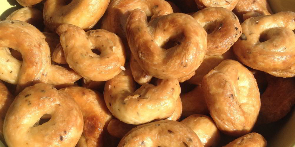 Как приготовить рогалики из апулии таралли пульезе