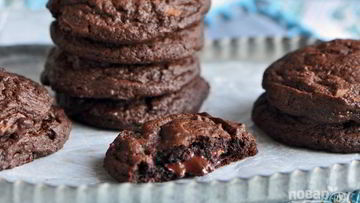 Рецепт Шоколадного печенья с кусочками шоколада
