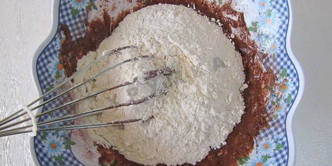 Рецепт шоколадного печенья-сэндвичей на 14 февраля