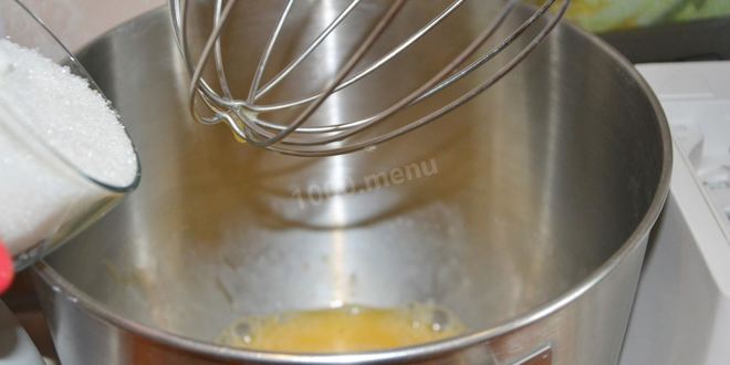 Рецепт бисквитного пирога с абрикосами