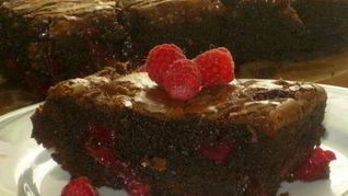 Рецепт Меги-грязного шоколадный пирог с вишнями Лиза
